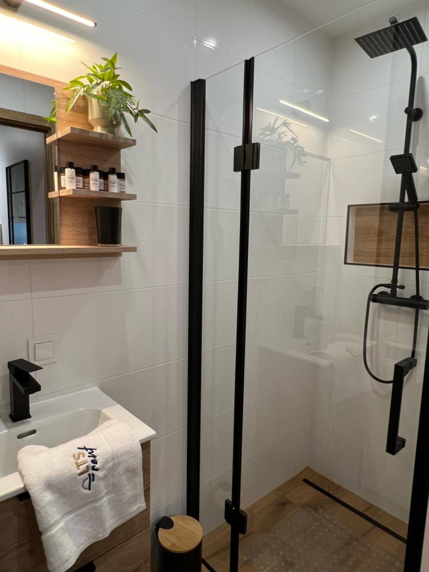 Lts Rent Luxury & Comfortable Residence Letnica 格但斯克 外观 照片