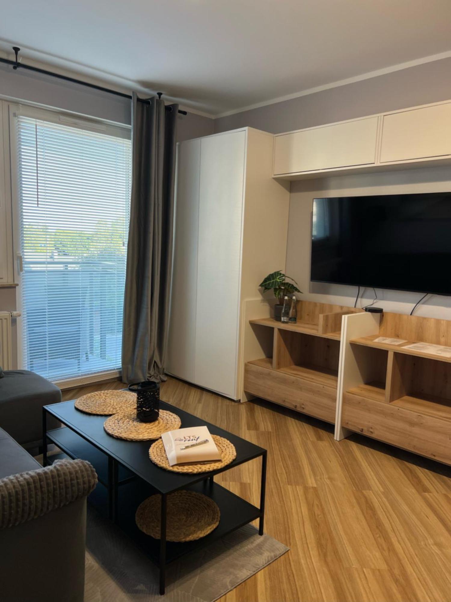 Lts Rent Luxury & Comfortable Residence Letnica 格但斯克 外观 照片